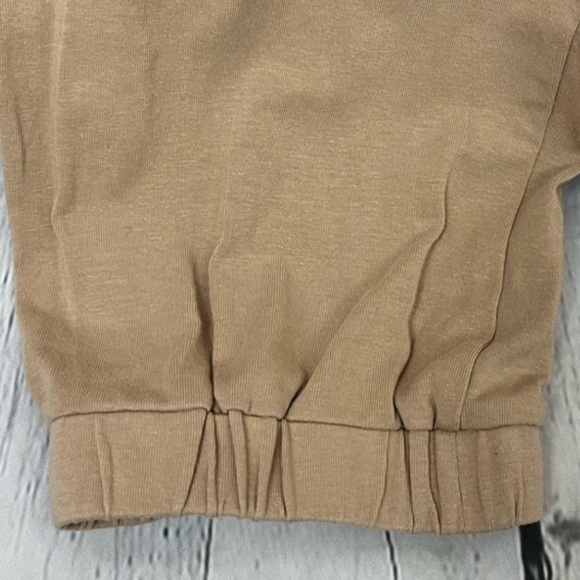 Le Lis Tan Drawstring Waist Jumpsuit NWT - Picture 6 of 11